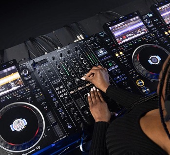 mkr/marshkong radio – main image